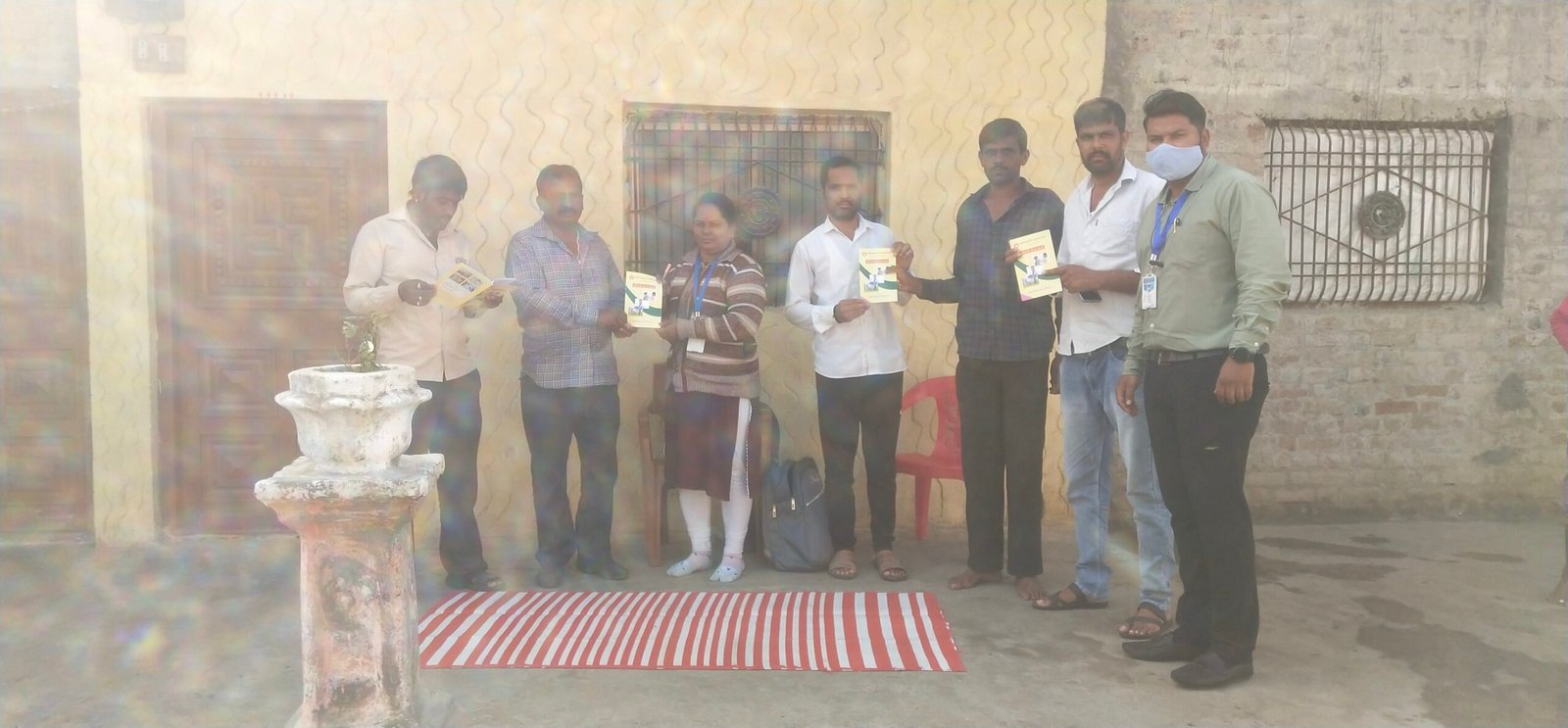 आरोग्य तपासणी व फॅमिली हेल्थ कार्ड शिबीर फोटो 77